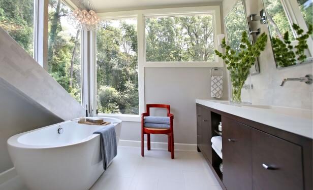 Makeover Your Small Bathroom Inside a Budget