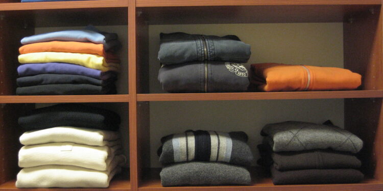 The Most Effective Method to Make a Wardrobe In a Square Room